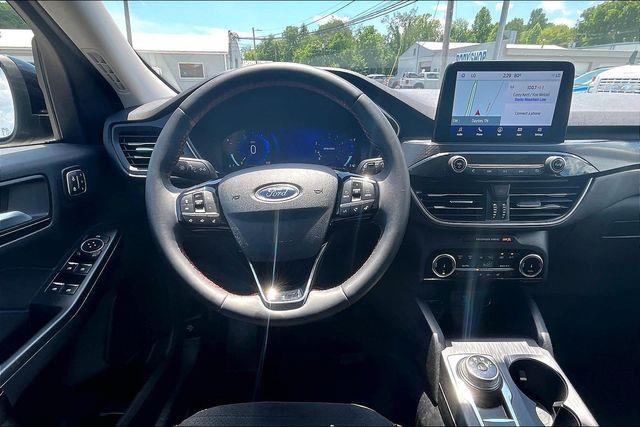 2022 Ford Escape - $20,000