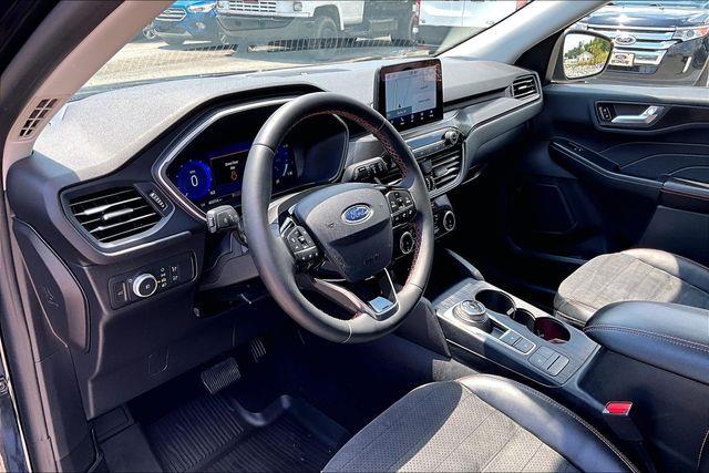 2022 Ford Escape - $20,000