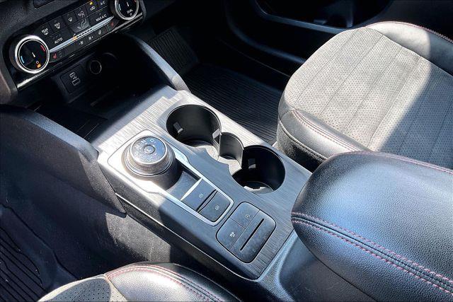 2022 Ford Escape - $20,000