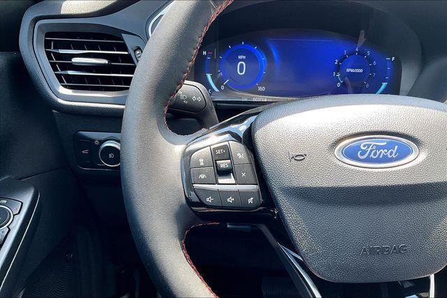 2022 Ford Escape - $20,000