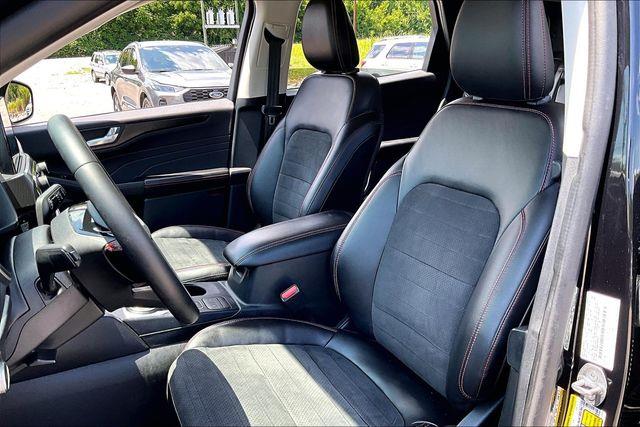 2022 Ford Escape - $20,000