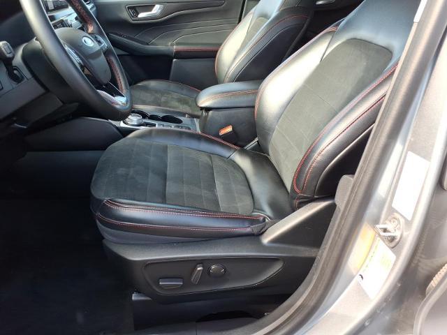 2022 Ford Escape - $21,995