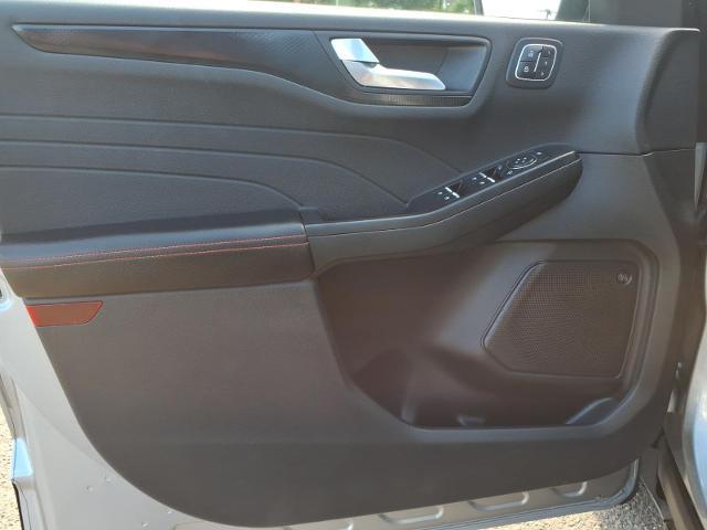 2022 Ford Escape - $21,995