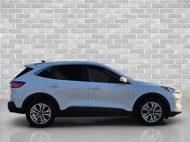 2022 Ford Escape - $23,000