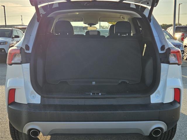2022 Ford Escape - $23,000