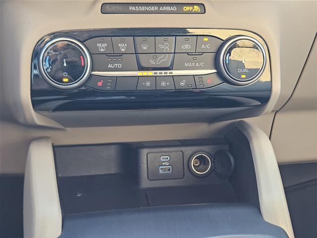 2022 Ford Escape - $23,000