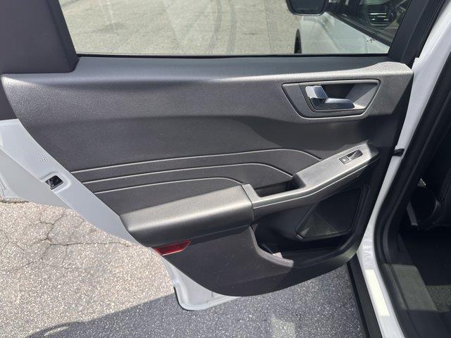 2022 Ford Escape - $28,435