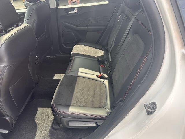 2022 Ford Escape - $28,435