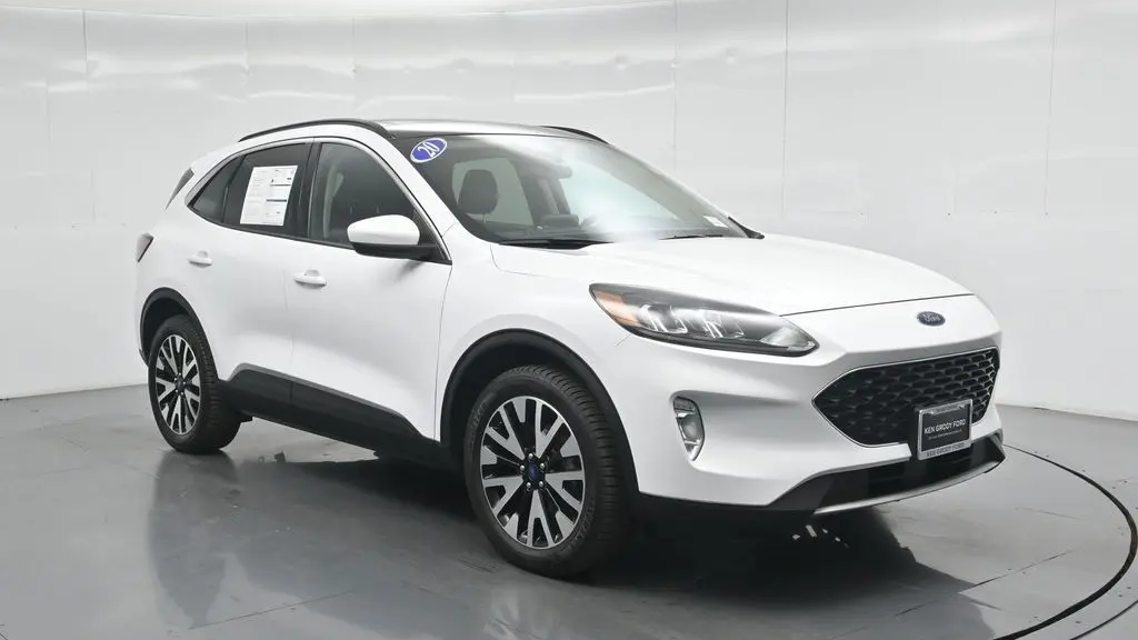 2020 Ford Escape SEL