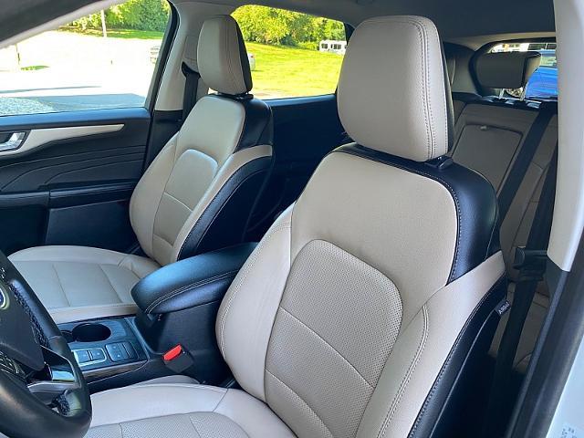 2021 Ford Escape - $19,205