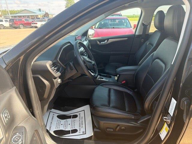 2022 Ford Escape - $23,941