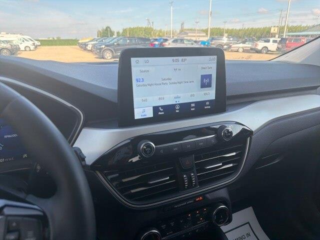 2022 Ford Escape - $23,941