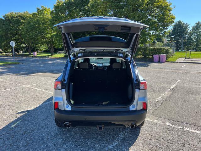 2022 Ford Escape - $21,790