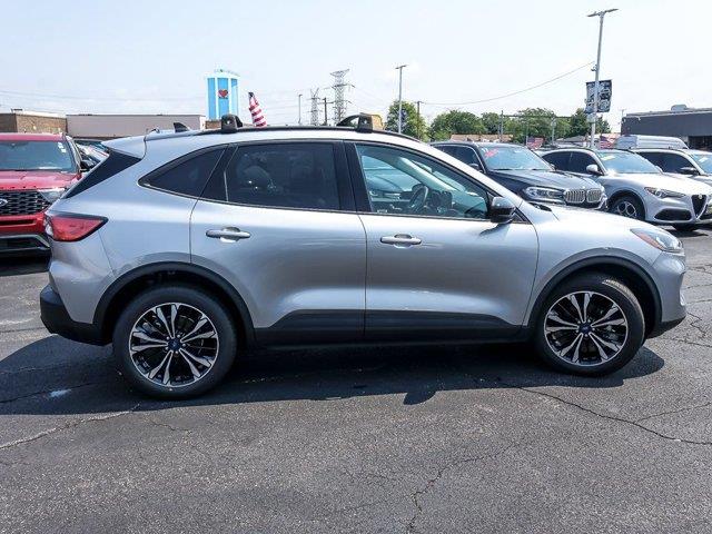 2022 Ford Escape - $23,880