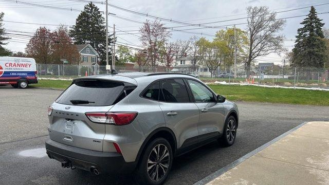 2022 Ford Escape SEL