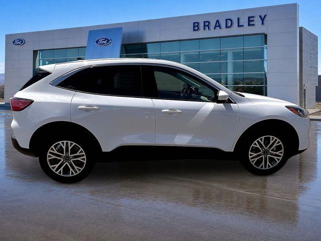 2022 Ford Escape - $24,708