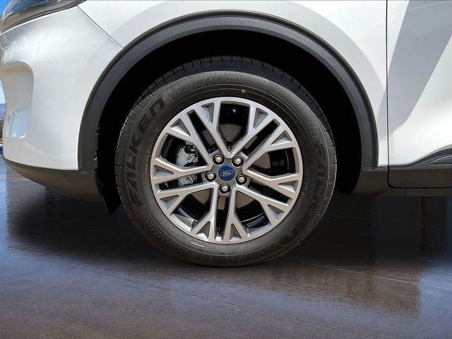 2022 Ford Escape - $24,708