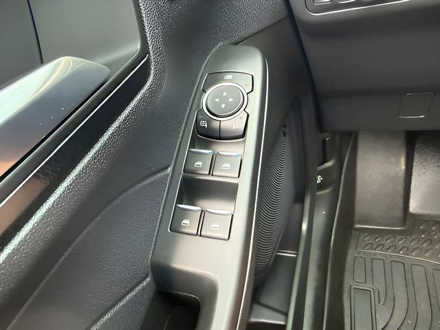 2022 Ford Escape - $24,995