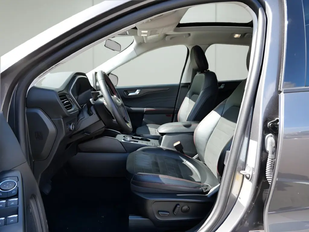 2022 Ford Escape - $24,345