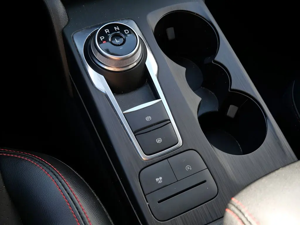 2022 Ford Escape - $24,345