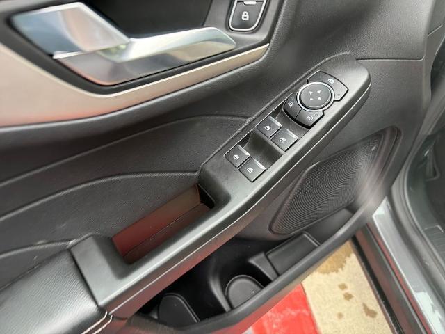 2022 Ford Escape - $24,985