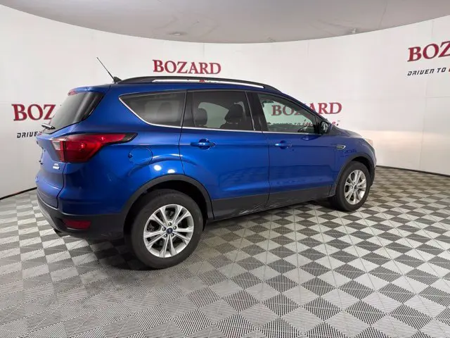 2019 Ford Escape - $15,000