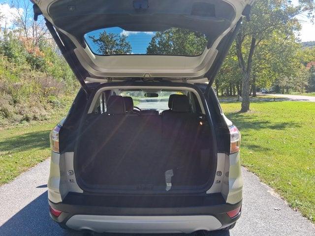 2018 Ford Escape - $11,995