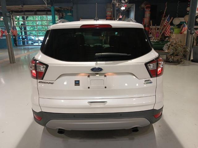 2018 Ford Escape - $12,221