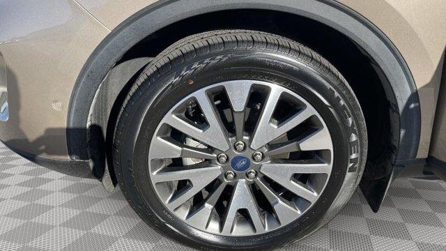 2021 Ford Escape Titanium