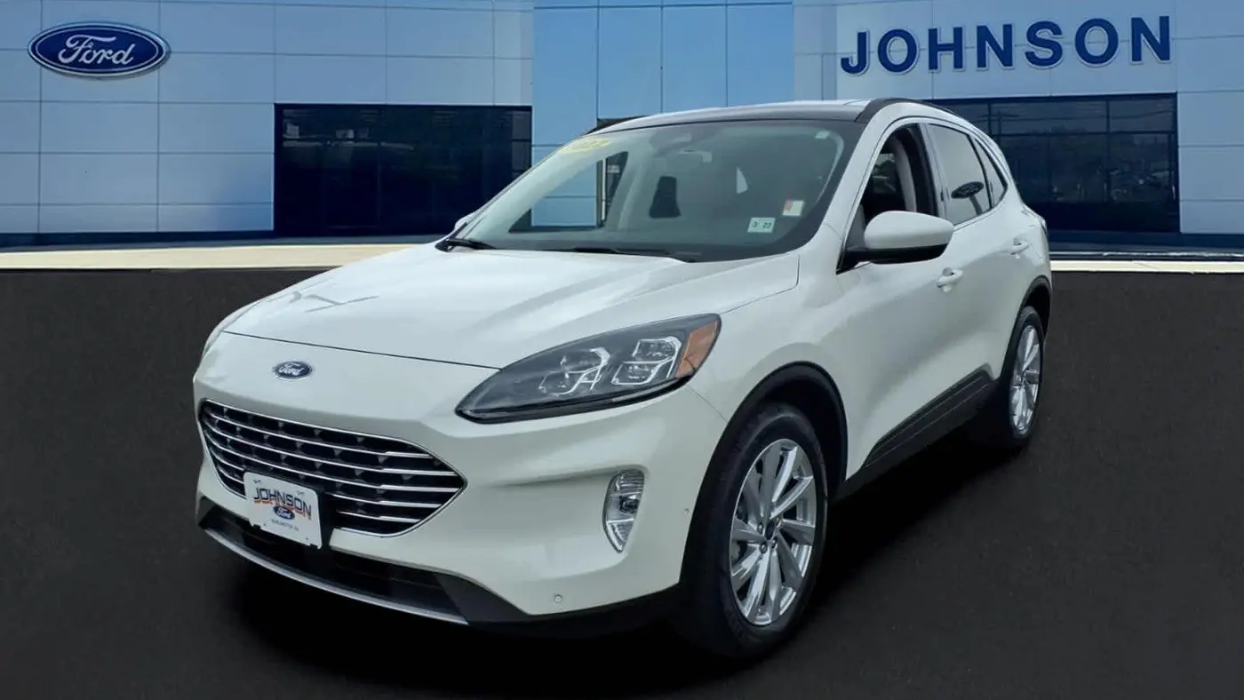 2022 Ford Escape Titanium