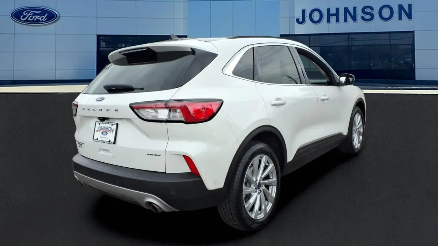 2022 Ford Escape Titanium