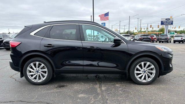 2021 Ford Escape Titanium
