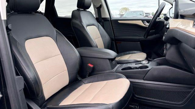 2021 Ford Escape Titanium