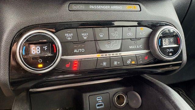 2021 Ford Escape Titanium