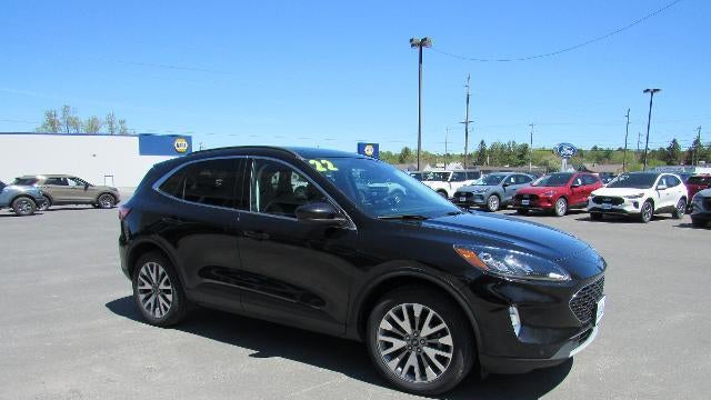 2022 Ford Escape Titanium