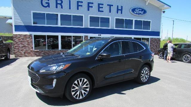 2022 Ford Escape Titanium