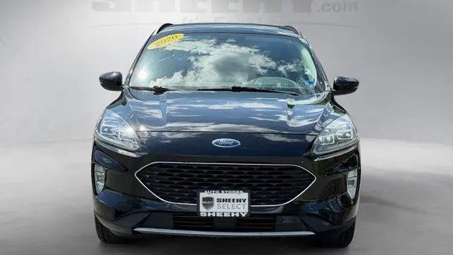 2020 Ford Escape Titanium