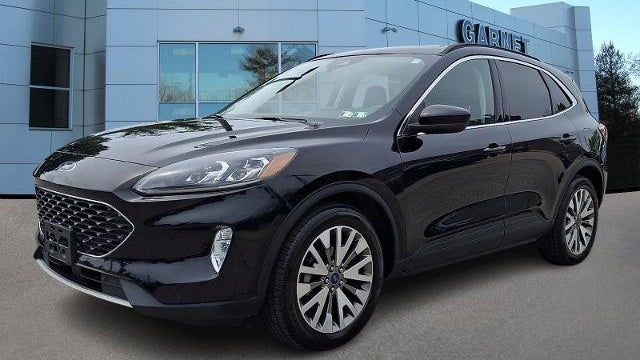 2022 Ford Escape Titanium
