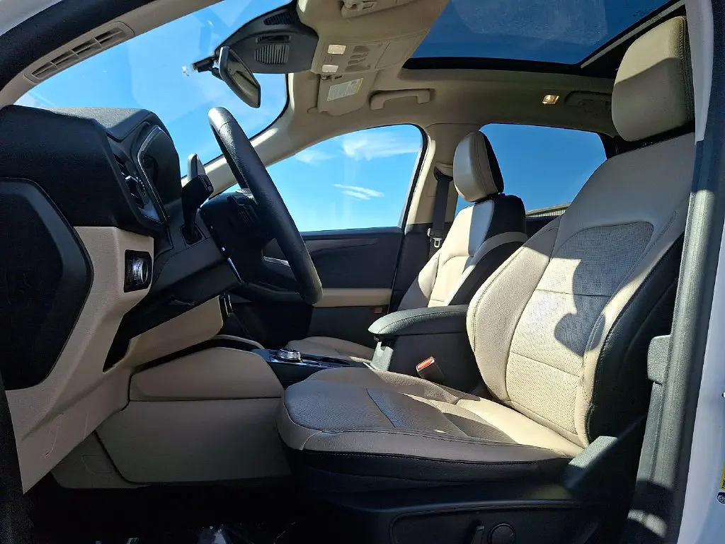 2020 Ford Escape - $19,200