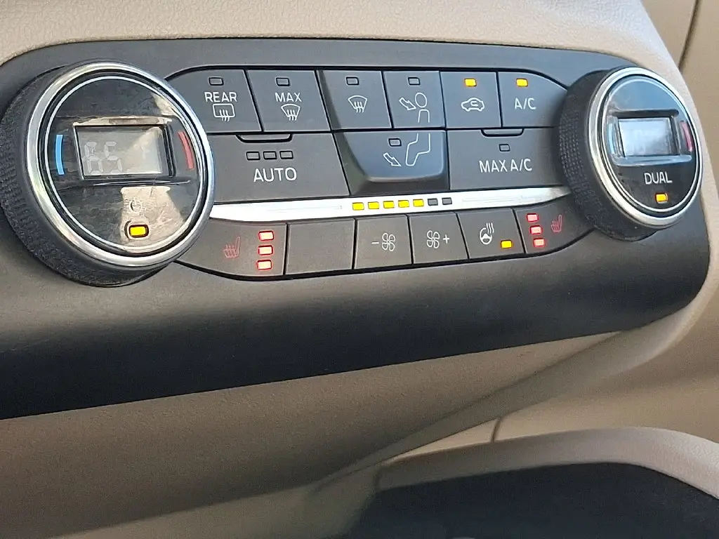 2020 Ford Escape - $19,200