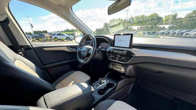 2021 Ford Escape Titanium