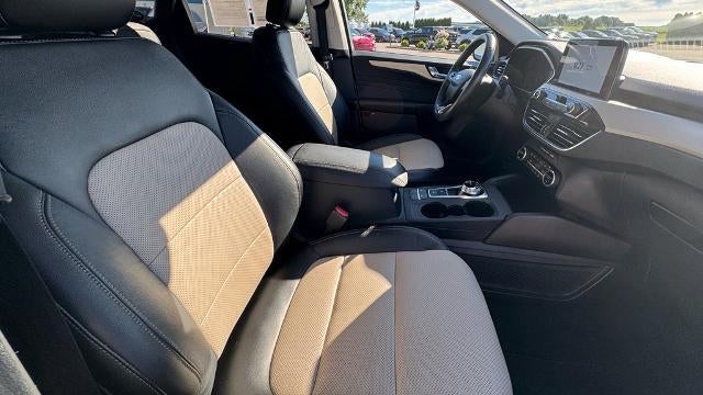 2021 Ford Escape Titanium