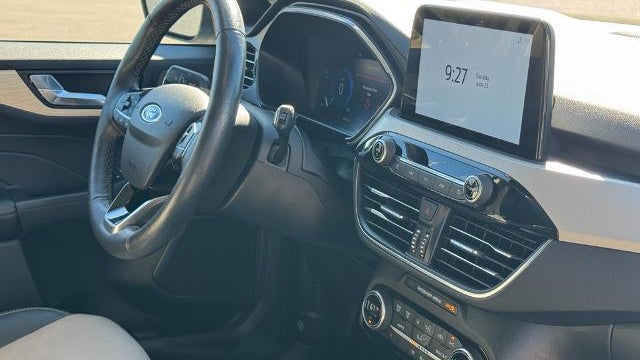 2021 Ford Escape Titanium