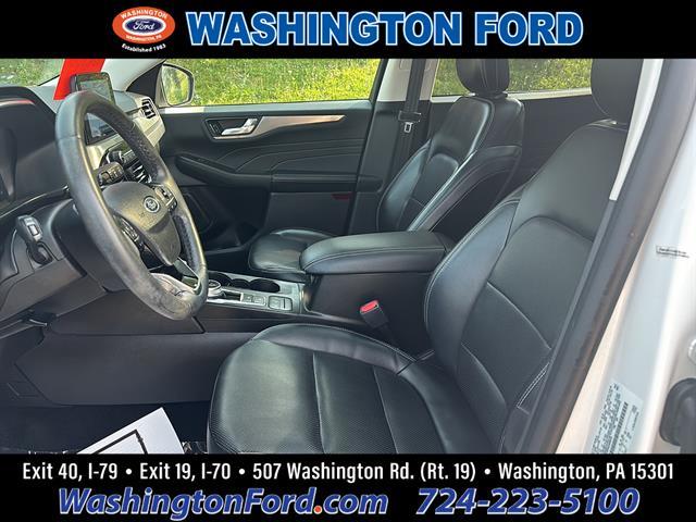 2022 Ford Escape - $24,400