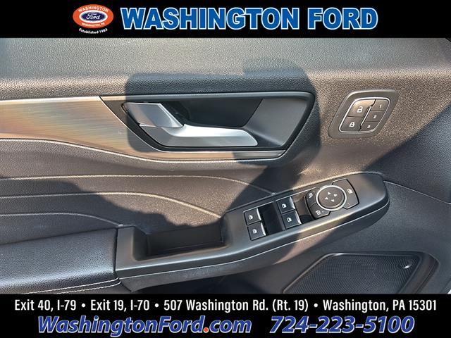 2022 Ford Escape - $24,400