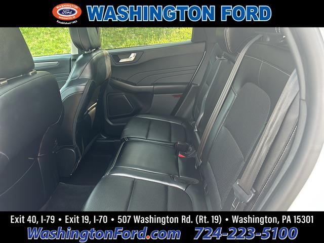 2022 Ford Escape - $24,400