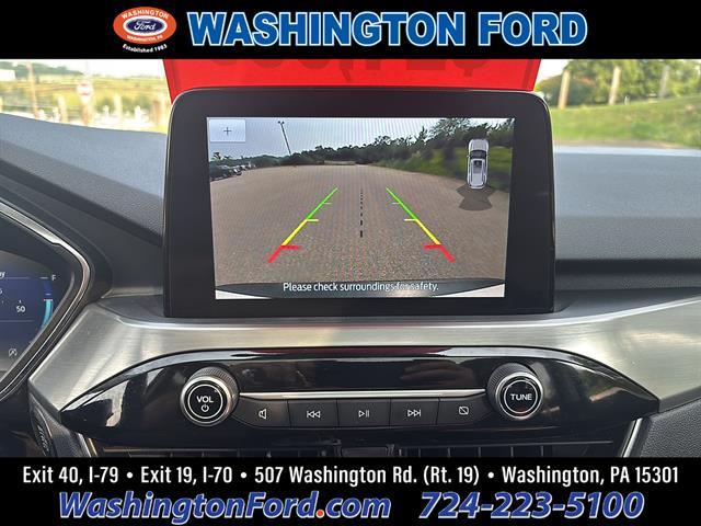 2022 Ford Escape - $24,400