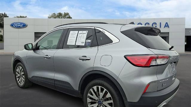 2022 Ford Escape Titanium