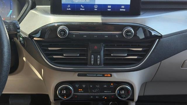 2021 Ford Escape Titanium