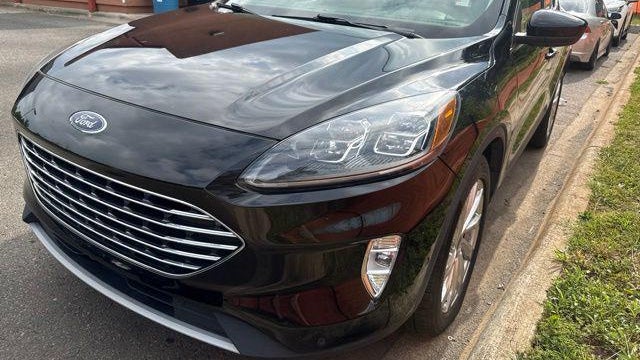 Preowned 2022 Ford Escape Titanium for Sale